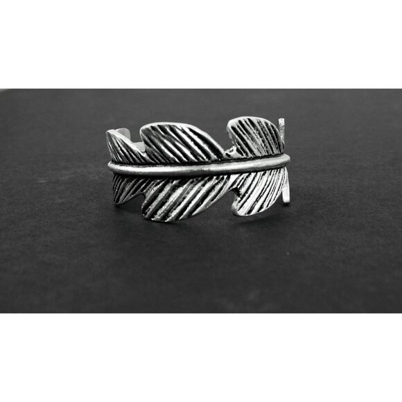 Rustic Cuff Silver Feather Western Cuff Bracelet - Picture 5 of 7